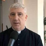 Скандал в «благородном семействе» католических священников