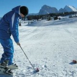 Снежный гольф в Alpe di Siusi