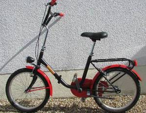 Велосипед Феррари выставляется на аукцион в Париже