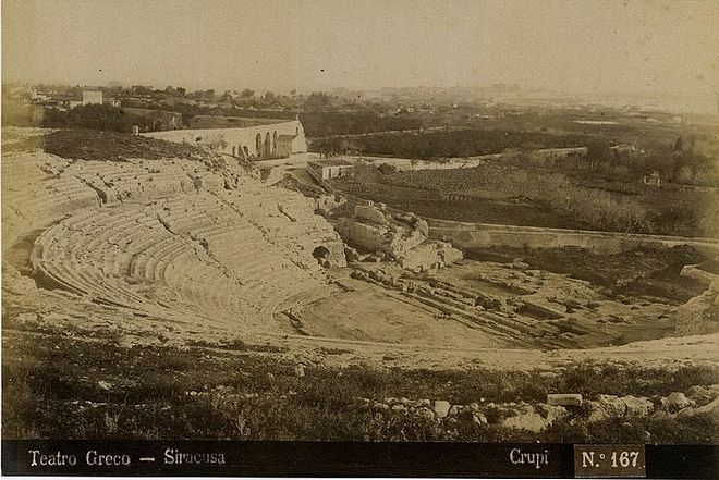 Греческий театр в Сиракузах в 1900 году